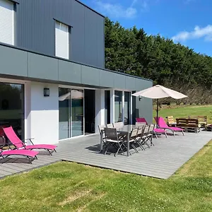 De L'albatros Sables D'or Villa